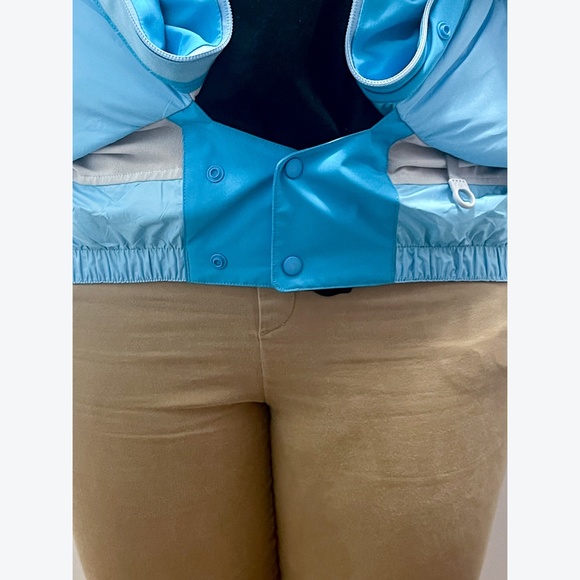 Patagonia Women’s Gore-Tex Ski Jacket Size Small - Picture 6 of 8